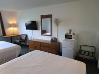 Habitación con 2 camas grandes