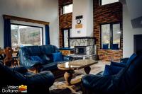 Mai cu Mot Doftana Luxury Chalets - B&B Trăisteni