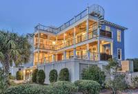 Beautiful Family Home with Private Pool Hot Tub Movie Room & Rooftop Terrace Ocean Views Beach steps away - B&B Isle of Palms