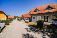 Holiday Home Tinkara with IR Sauna - B&B Čatež ob Savi