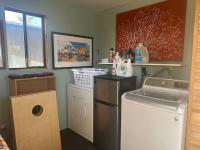 Serene Desert Home with Hot Tub - B&B Joshua Tree