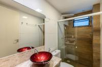 Apto a 200 m del mar, edificio c/ piscina CCA0103 - B&B Ilhéus