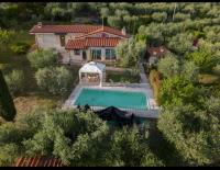 Villa la Peleca by Nicola Real Estate - B&B Stiava