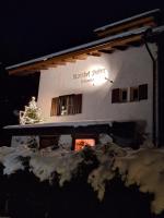 Apartment Alpenhof Huber - Ferienwohnung Pettneu