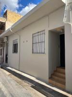 Thymeli Cozy Apartment - Bed and Breakfast Athene