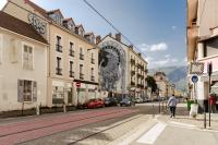 Orange Pastel - T2 cosy proche de la gare, GEM, Palais de justice - B&B Grenoble