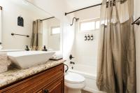 Fabulous Oasis in Las Vegas with Tesla Charger - B&B Las Vegas