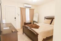 SolStar Suite - Steps From Tucson's NEW Casino - Bed and Breakfast Tucson