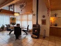 Big Apartment nearby Interlaken Parking - B&B Ringgenberg