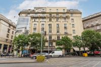 Basilika breathless view one bedroom apartment free parking upon reservation - B&B Budapest