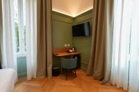 Camera Matrimoniale con Vista Giardino