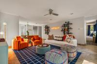 Playtime Bonanza House - Game Room & Playground - B&B Austin
