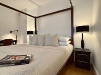 Grand South Ken Sanctuary with Fire Place & SuperKing Beds - B&B Londra