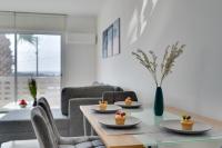 Elisabeth Salt Lake views 200m from Makenzy beach - B&B Larnaka