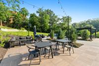 Metro Close - Relax Suite with Massage Chair and Parking - B&B Arlington