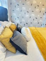 Spacious 4-Bed House, & Prime Location Solihull - B&B Olton