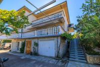 Apartment in Jadranovo 14267 - B&B Jadranovo