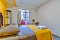 Camera Matrimoniale con Vista Giardino