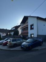 Apartment Nordschleife- Vina A3 - Bed and Breakfast Quiddelbach