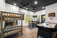 New Listing Special - Epic Views - Hot Tub-Dogs Welcome - B&B Sevierville