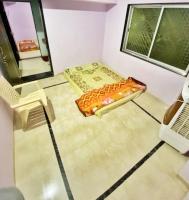 Shri Laxmi Villa - Bed and Breakfast Akalkot