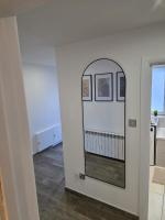 Private Luxe Bournemouth 5BR-7 Beds-3 Bath-Garden-Parking - B&B Bournemouth