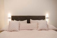 Nova Suite Apartment - Bed and Breakfast Chisinau