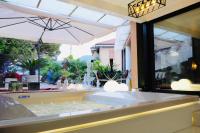 Elite Cinqueterre Design Apartment Vip Jacuzzi Seaview & Garden - B&B La Spezia