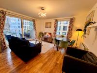 Appartamento con 2 Camere da Letto e Balcone