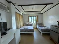Dreibettzimmer mit eigenem Bad