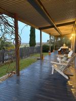 The Bloom Farm Cottage - Ferienwohnung Carrajung South