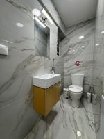 Elegant Escapes 8 - B&B Athens