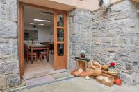 Holiday Home Pr'Lukčevih with 4 Bedrooms & Indoor Sauna - B&B Kanal