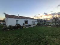 La Parenthèse colorée - spacieux - 12mn du Parc - B&B Châteaumur