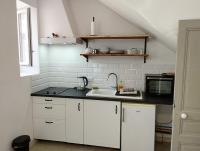 Joli appartement centre village au calme - B&B Châteaurenard