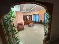 French Yellow Beach Palace - B&B Tirupporūr