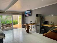 30 on Tidewaters - Ferienwohnung East London