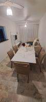 Apartamento a 150 metros da Praia de Pitangueiras - Chambres d’hôtes Guarujá