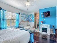 Mermaid King Suite