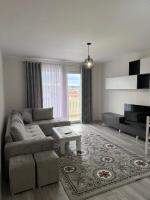 Modern 2-Bed Near Tirana and Airport with Balconies - B&B Kamëz