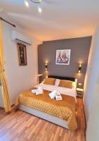 INCHY ACCOMMODATION - Deluxe Rooms & fully equipped kitchen in Diocletian's Palace - Chambres d'hôtes Split