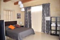 Habitación Familiar con balcón