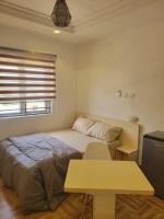 Lovely self contained unit in a secure estate - Chambres d’hôtes Abuja