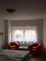 Doppel- oder Zweibettzimmer