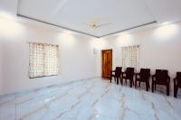 Brand New 4bhk stylish and spacious Duplex house with kitchen, bathtub with modern interiors close to railway station and bus stand - Chambres d’hôtes Tirupati