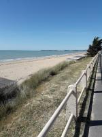 Le Pommier Gite neuf avec parking privé clos - B&B Jullouville