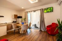 Apartamento con vistas a la piscina 