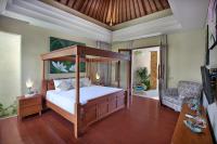 Deluxe One-Bedroom Villa with Private Pool