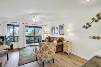 Savannah Beach & Racquet Club 323A - B&B Tybee Island