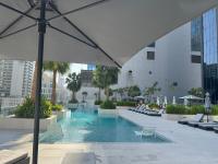 Oasis at The Sterling - Bed and Breakfast Dubai